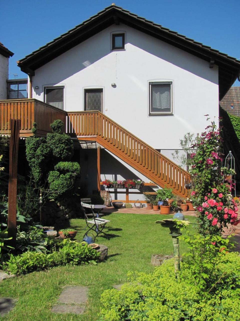 Ferienwohnung Seidenfaden 칼슈타트 외부 사진